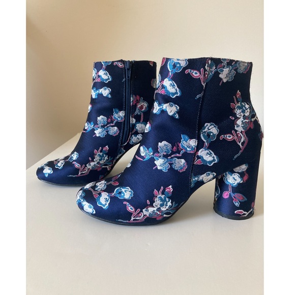 Urban Outfitters Shoes - Urban Outfitters Blue Juliet Floral Ankle Boot size 7